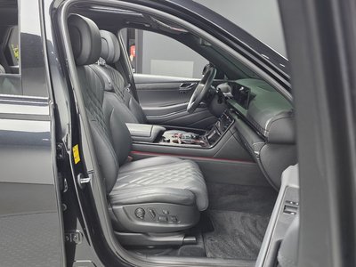 2025 Genesis GV80 — миниатюра 17