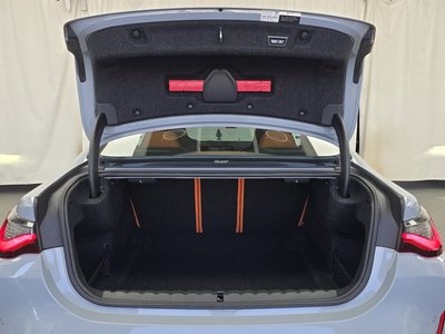 2021 BMW M4 缩略图 20