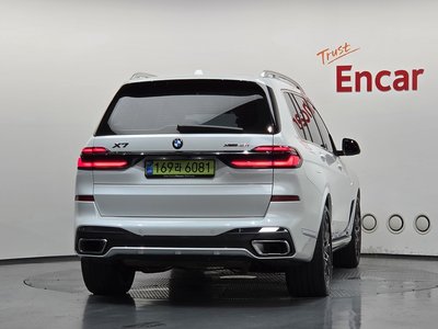 صورة 4 لـ 2025 BMW X7