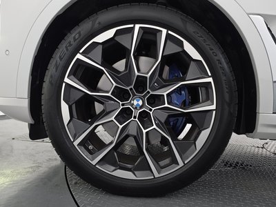 صورة 6 لـ 2025 BMW X7