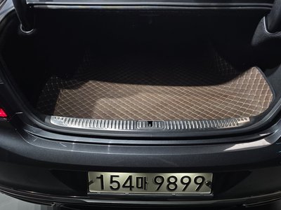 2020 Genesis G90 thumbnail 27
