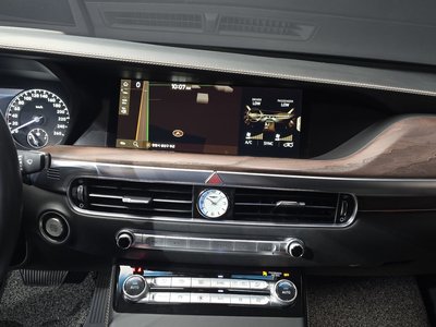 2020 Genesis G90 thumbnail 20
