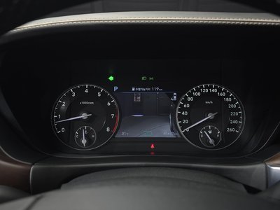 2020 Genesis G90 thumbnail 11