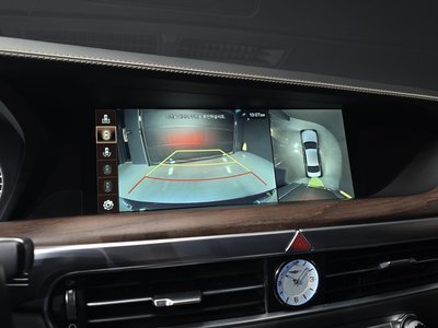 2020 Genesis G90 thumbnail 21
