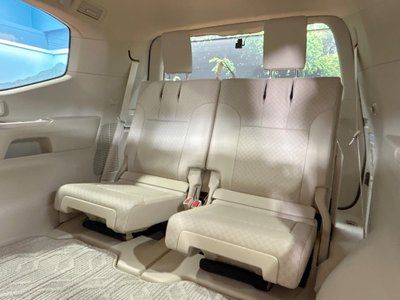 2025 Toyota LAND CRUISER 300 缩略图 42