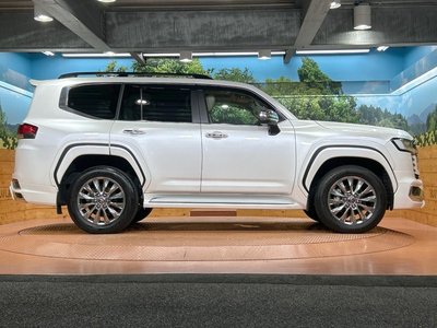 2025 Toyota LAND CRUISER 300 缩略图 30