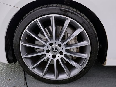 MERCEDES-BENZ E-CLASS - 6