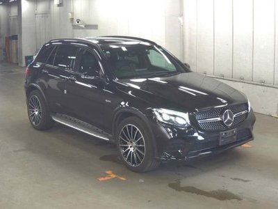 صورة 1 لـ 2017 Mercedes-BENZ MERCEDES-AMG