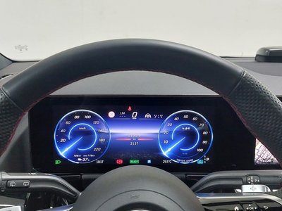 صورة 8 لـ 2025 Mercedes-BENZ EQA