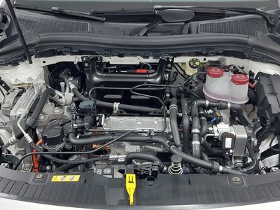 صورة 7 لـ 2025 Mercedes-BENZ EQA