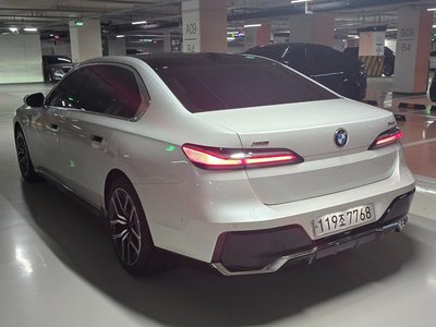 BMW 7 SERIES - 5