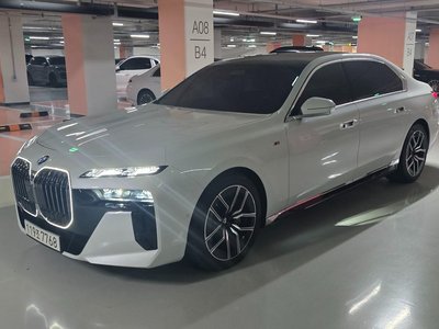 BMW 7 SERIES - 1