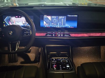 BMW 7 SERIES - 9