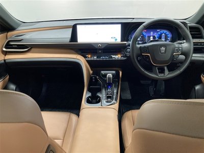 TOYOTA CROWN SPORT - 4