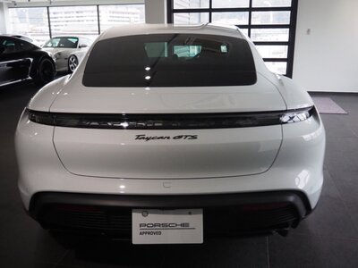 PORSCHE TAYCAN - 4