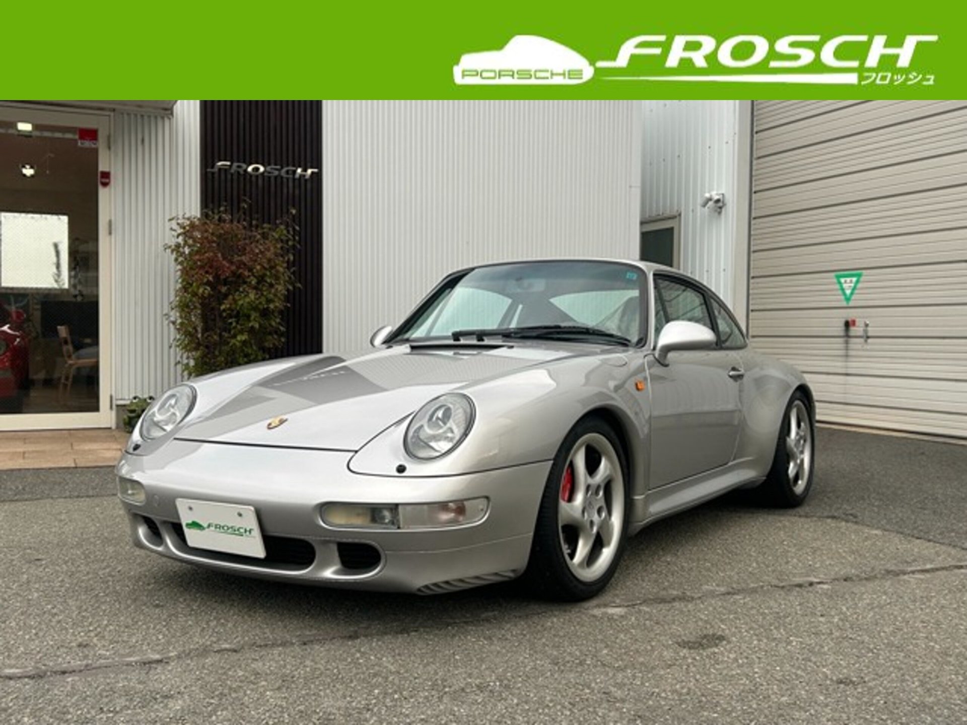 PORSCHE 911 - View 1