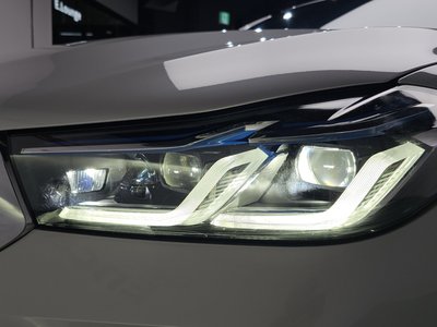 صورة 9 لـ 2023 BMW 6 SERIES GT
