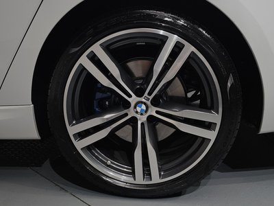 صورة 8 لـ 2023 BMW 6 SERIES GT