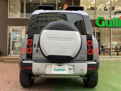 LAND ROVER DEFENDER - 3