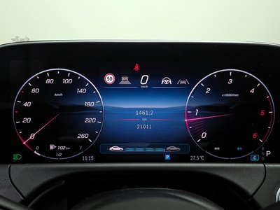 MERCEDES-BENZ E-CLASS - 8