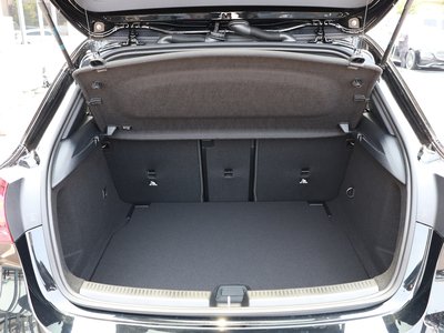 صورة مصغرة 17 لـ 2025 Mercedes-BENZ A-CLASS AMG