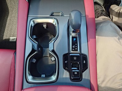 صورة مصغرة 18 لـ 2023 Lexus RX
