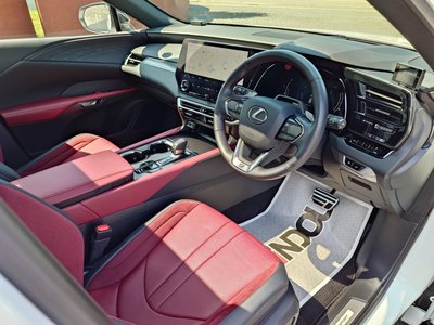 صورة مصغرة 12 لـ 2023 Lexus RX