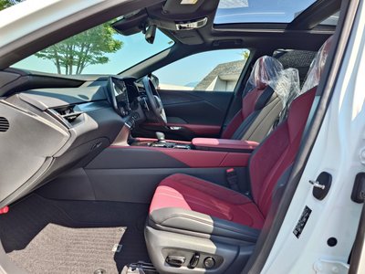 صورة مصغرة 23 لـ 2023 Lexus RX