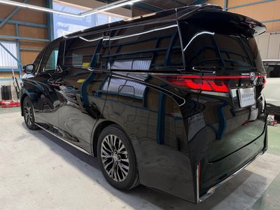 TOYOTA VELLFIRE - 10