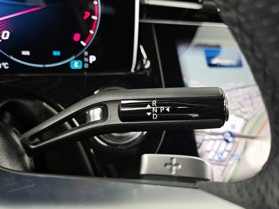 MERCEDES-BENZ E-CLASS - 9