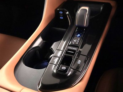 2024 Toyota CROWN SPORT — миниатюра 12
