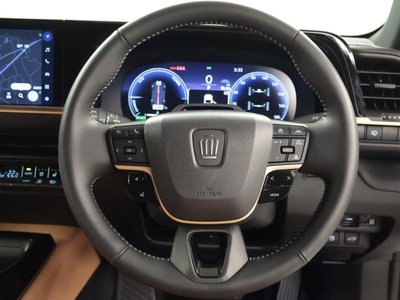 صورة 6 لـ 2024 Toyota CROWN SPORT