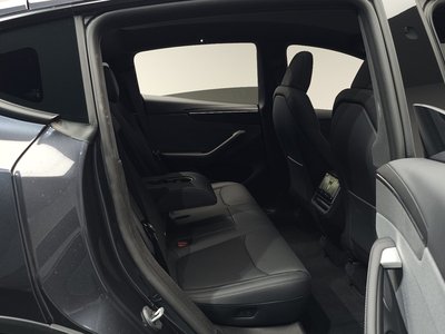 2026 Tesla MODEL Y — миниатюра 18