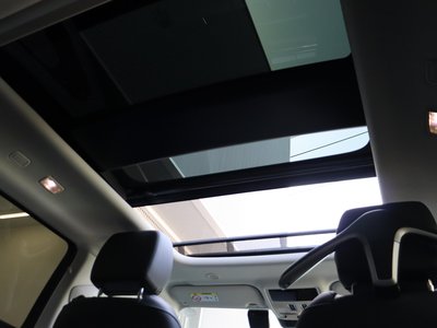 2025 LAND Rover RANGE ROVER EVOQUE — миниатюра 34