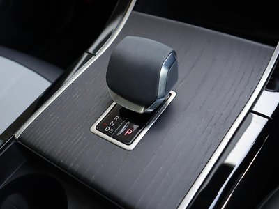 2025 LAND Rover RANGE ROVER EVOQUE — миниатюра 54