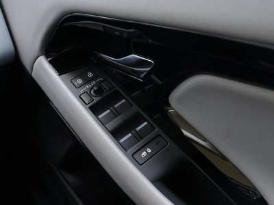 2025 LAND Rover RANGE ROVER EVOQUE — миниатюра 58