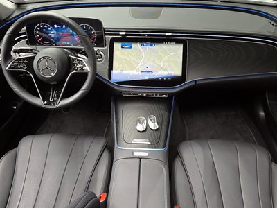 MERCEDES-BENZ E-CLASS - 4