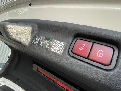 2024 Mercedes-BENZ C-CLASS thumbnail 34