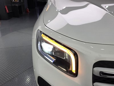 MERCEDES-BENZ GLB - 9