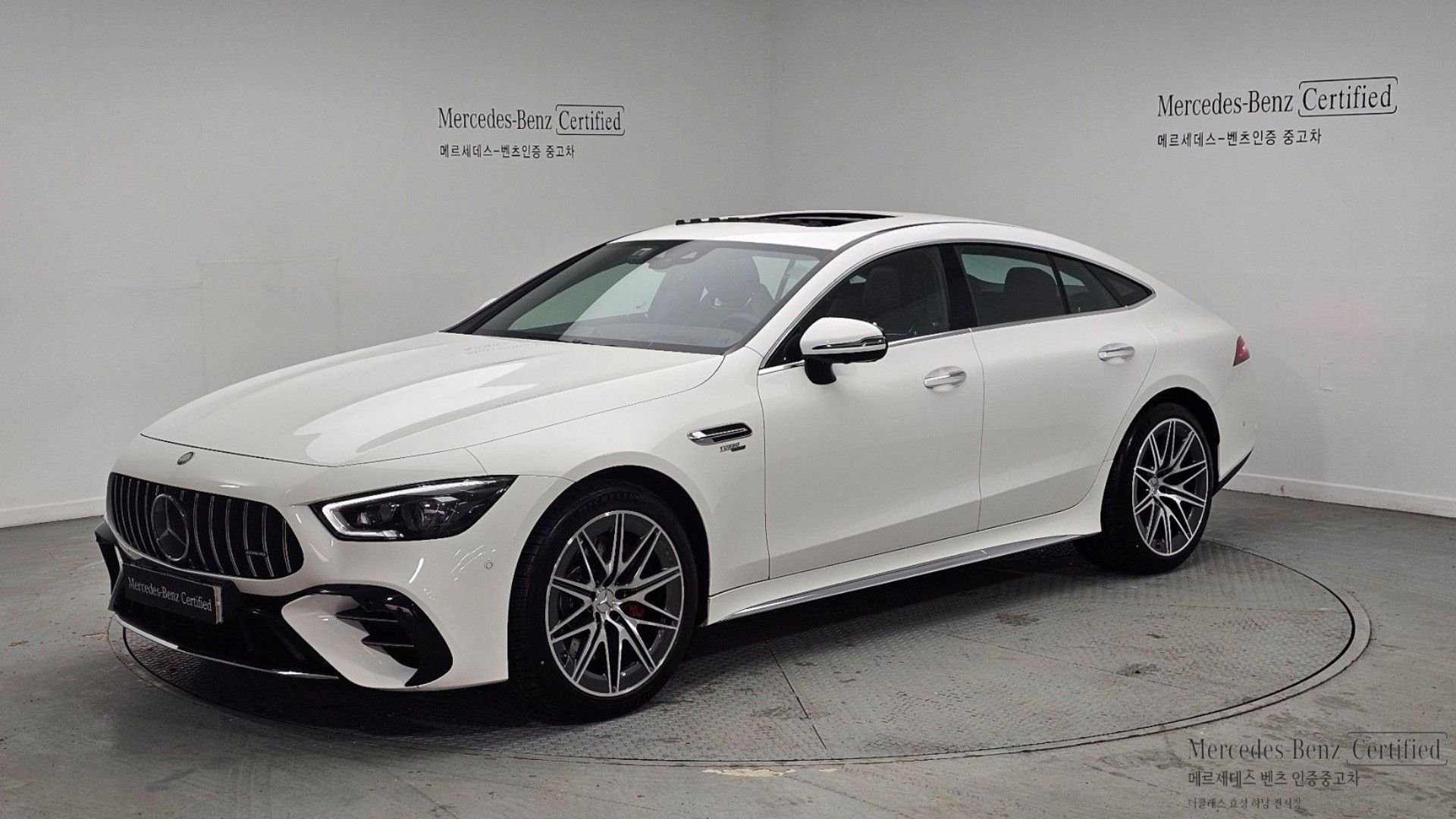 MERCEDES-BENZ GT AMG - View 1