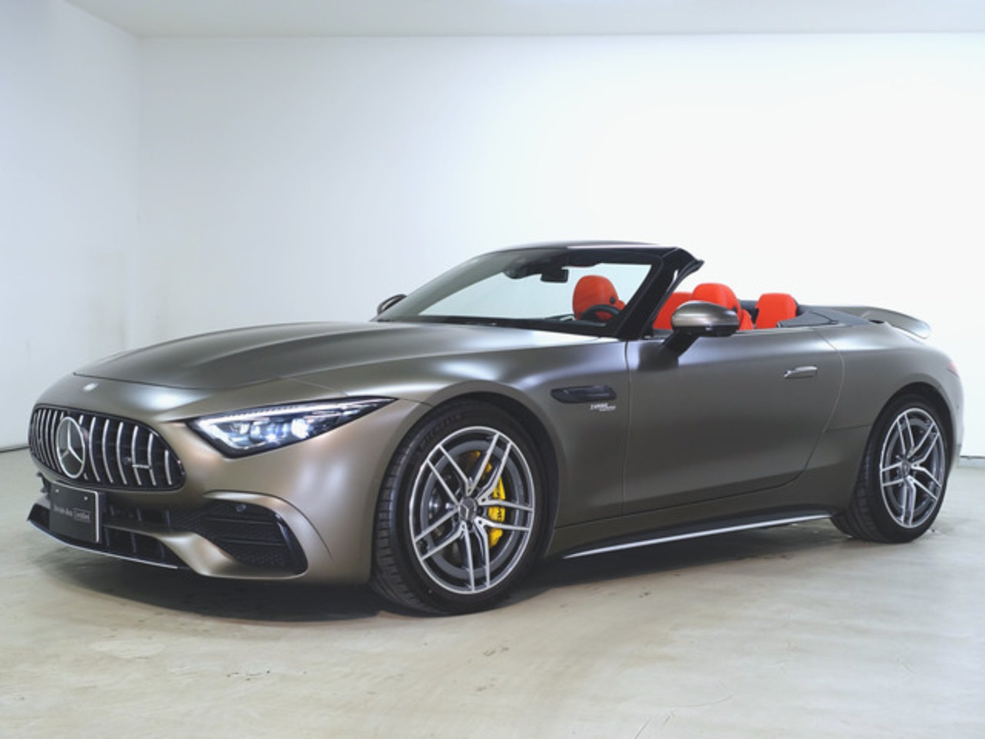 MERCEDES-BENZ SL AMG - View 1