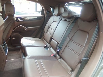 2021 Porsche CAYENNE — миниатюра 36