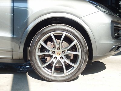 2021 Porsche CAYENNE — миниатюра 24