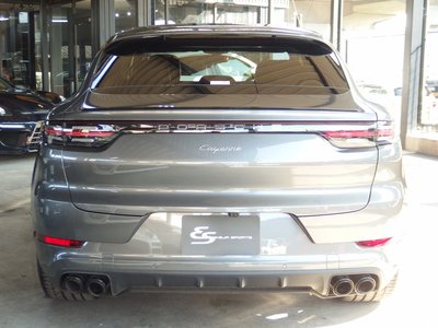 صورة 10 لـ 2021 Porsche CAYENNE