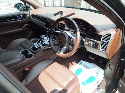 2021 Porsche CAYENNE — миниатюра 28