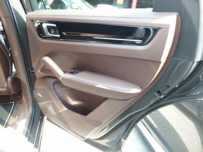 2021 Porsche CAYENNE — миниатюра 42