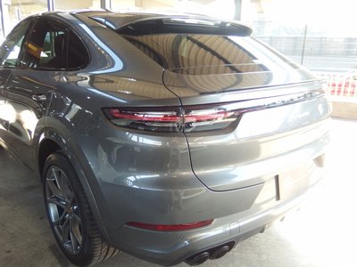 2021 Porsche CAYENNE — миниатюра 21