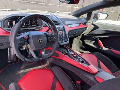 LAMBORGHINI REVUELTO - 10