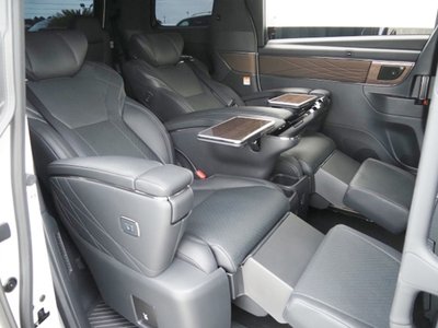 2025 Toyota VELLFIRE 缩略图 32
