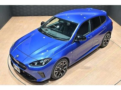 BMW 1 SERIES - 8